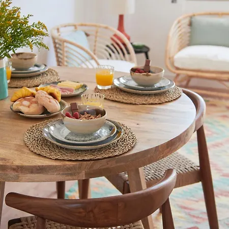 Sunset Bay View, Renovated Apt, By Timecooler * Сетубал