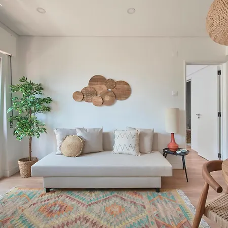 Sunset Bay View, Renovated Apt, By Timecooler Сетубал