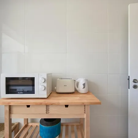 Apartment Sunset Bay View, Renovated Apt, By Timecooler Setubal