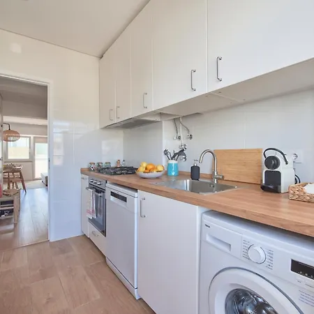 Sunset Bay View, Renovated Apt, By Timecooler Setubal