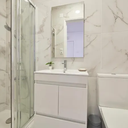Apartment Sunset Bay View, Renovated Apt, By Timecooler Setubal