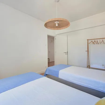 Sunset Bay View, Renovated Apt, By Timecooler アパート セトゥーバル